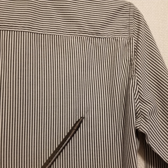 American Eagle S Blue White stripe‎ button up shirt - Picture 5 of 8